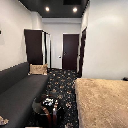 Hotel New Royal ティビリシ エクステリア 写真