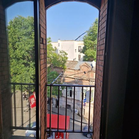 Hotel New Royal ティビリシ エクステリア 写真